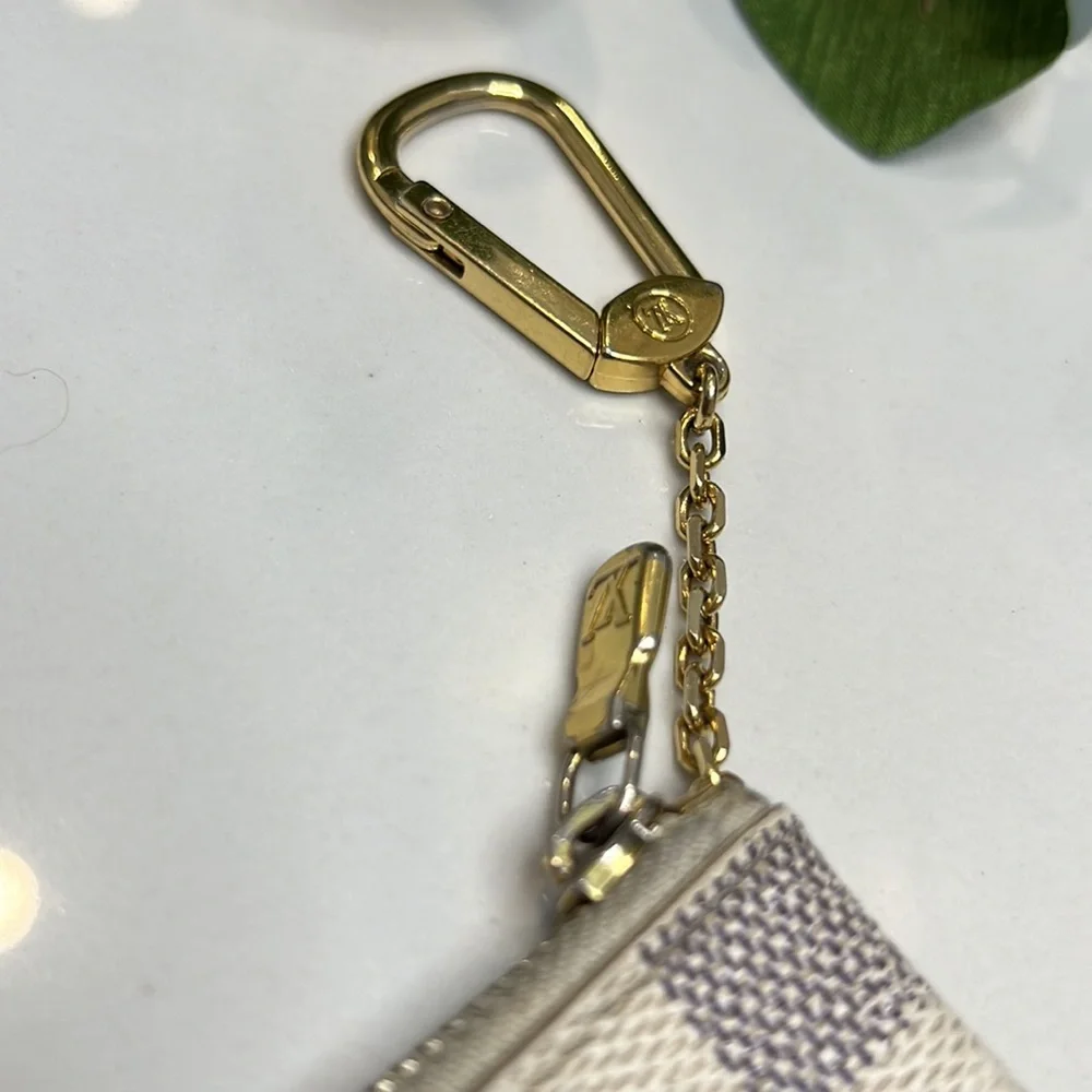 LOUIS VUITTON DAMIER AZUL COATED CANVAS COIN POUCH - Picture 3 of 5